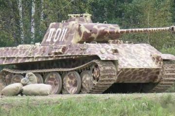 30万级新能源越野车正面交锋坦克400对比方程豹豹5